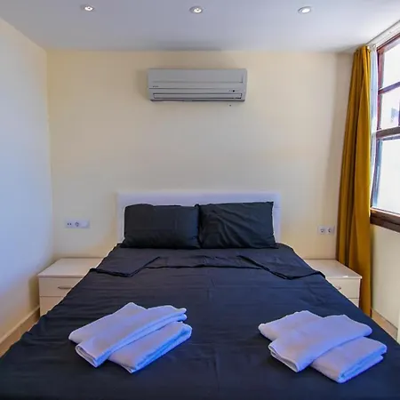 Kiziltas 4 Bedroom With Pool