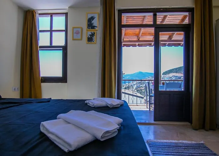 Kiziltas 4 Bedroom With Pool Villa Kalkan