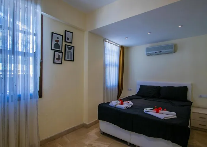 Kiziltas 4 Bedroom With Pool Villa *