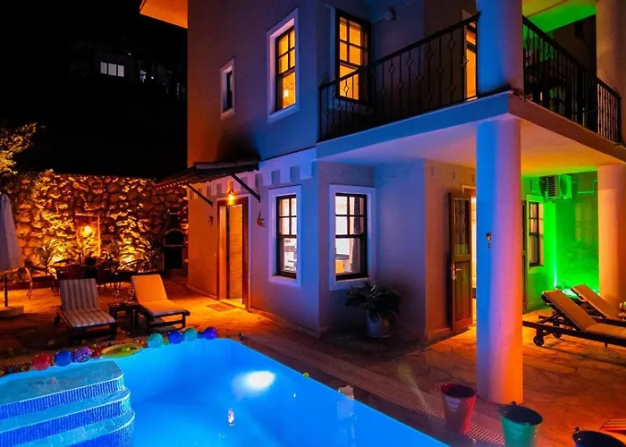 Kiziltas 4 Bedroom With Pool *