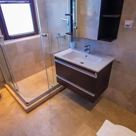 Kiziltas 4 Bedroom With Pool